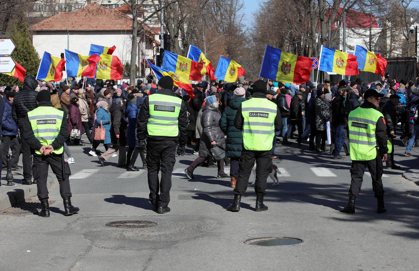 Moldovan law enforcement officers stand guard during an anti-government protest against the recent countrywide increase of power rates and prices, which is organised by opposition political movements including the Russia-friendly party Shor, in Chisinau, Moldova, March 12, 2023. REUTERS/Vladislav Culiomza Photo: VLADISLAV CULIOMZA/REUTERS