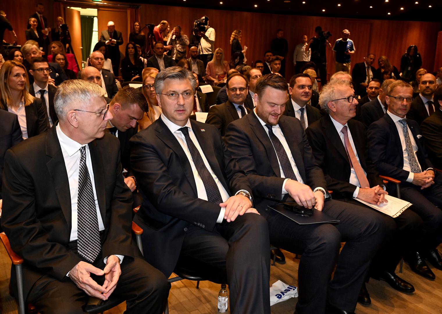 22.05.2023., Zagreb - U koncertnoj dvorani Vatroslav Lisinski predsjednik Vlade Andrej Plenkovic otvorio je konferenciju Ulazak Hrvatske u Europski stabilizacijski mehanizam kao 20. clanica. Zeljko Rainer, Andrej Plenkovic, Marko Primorac, Pierre Gramenga Photo: Marko Lukunic/PIXSELL