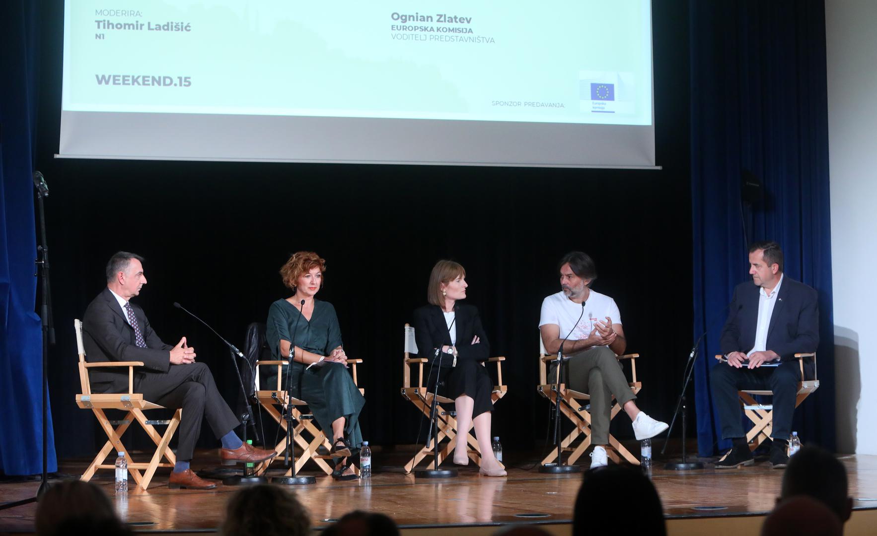 24.09.2022., Rovinj - 15. Weeken Media festival, 
Dvorana Vikendica, panel Smrt cinjenica, panelisti: Marijana Grbesa, Ksenija Kardum, Drazen Klaric i Ognian Zlatev, moderator Tihomir Ladisic.
 Photo: Kristina Stedul Fabac/PIXSELL