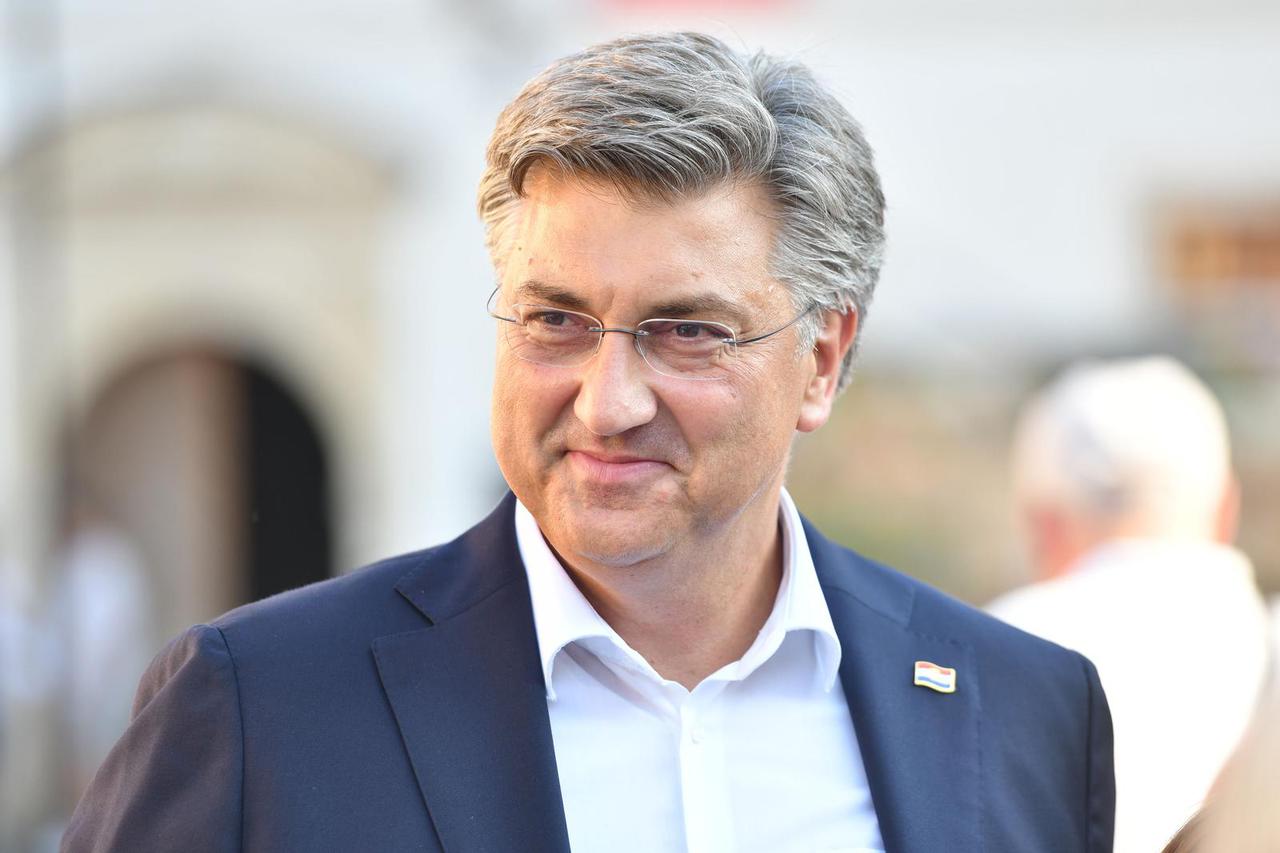 Varaždin: Premijer Plenković posjetio Špancirfest