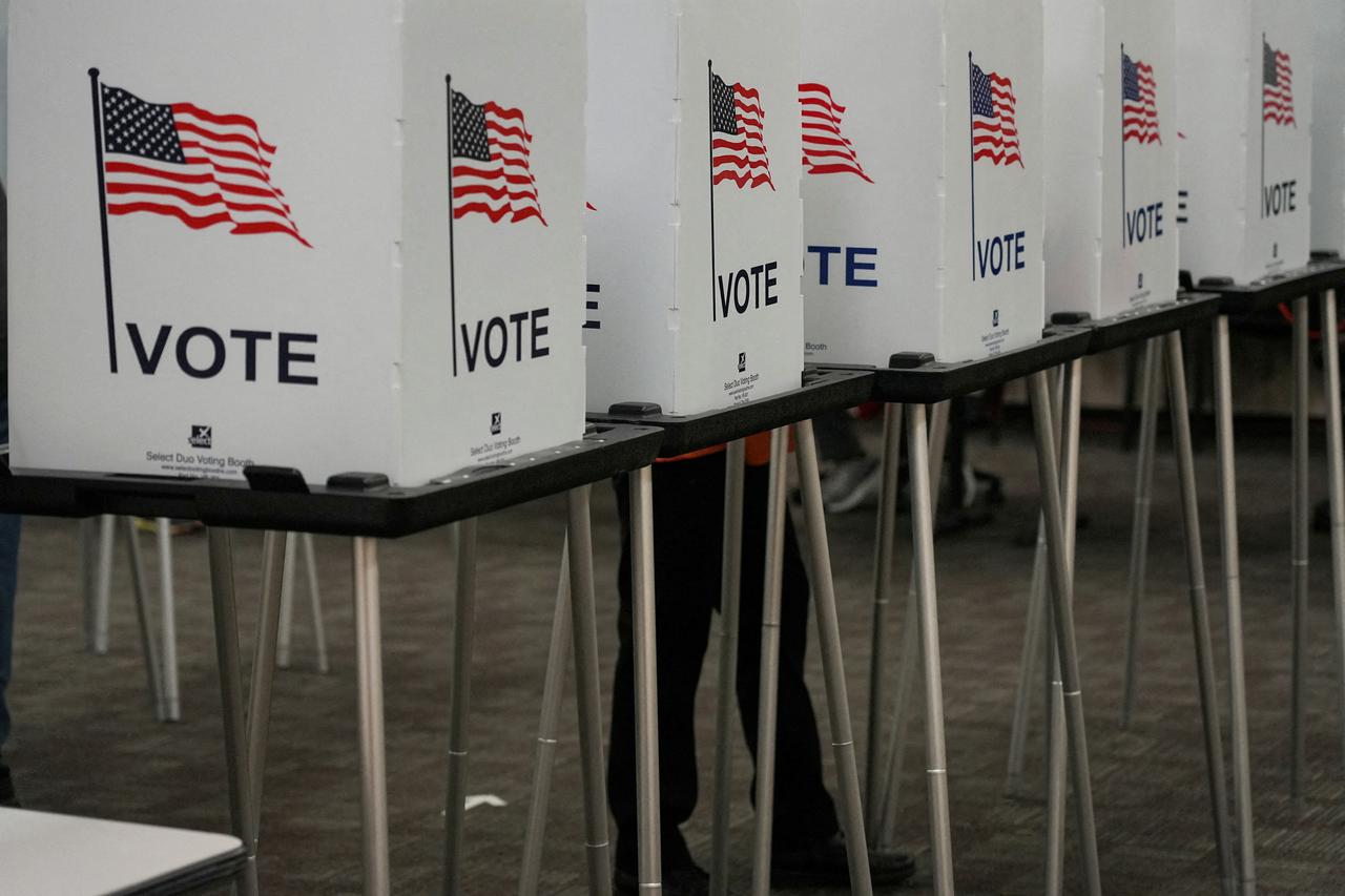 FILE PHOTO: Early voting begins, in Las Cruces