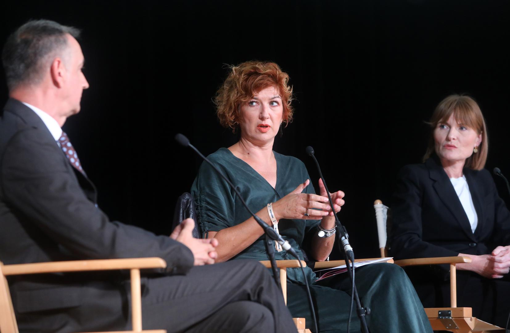 24.09.2022., Rovinj - 15. Weeken Media festival, 
Dvorana Vikendica, panel Smrt cinjenica, panelisti: Marijana Grbesa, Ksenija Kardum, Drazen Klaric i Ognian Zlatev, moderator Tihomir Ladisic.
 Photo: Kristina Stedul Fabac/PIXSELL