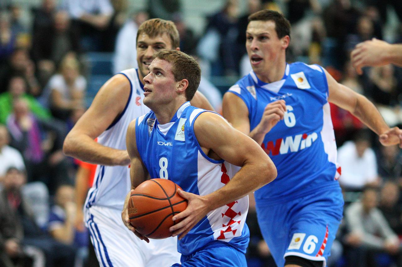 30.10.2011., Zagreb - 5. kolo NLB lige, KK Cibona - KK Siroki. Pilepic Fran. Photo: Slavko Midzor/PIXSELL