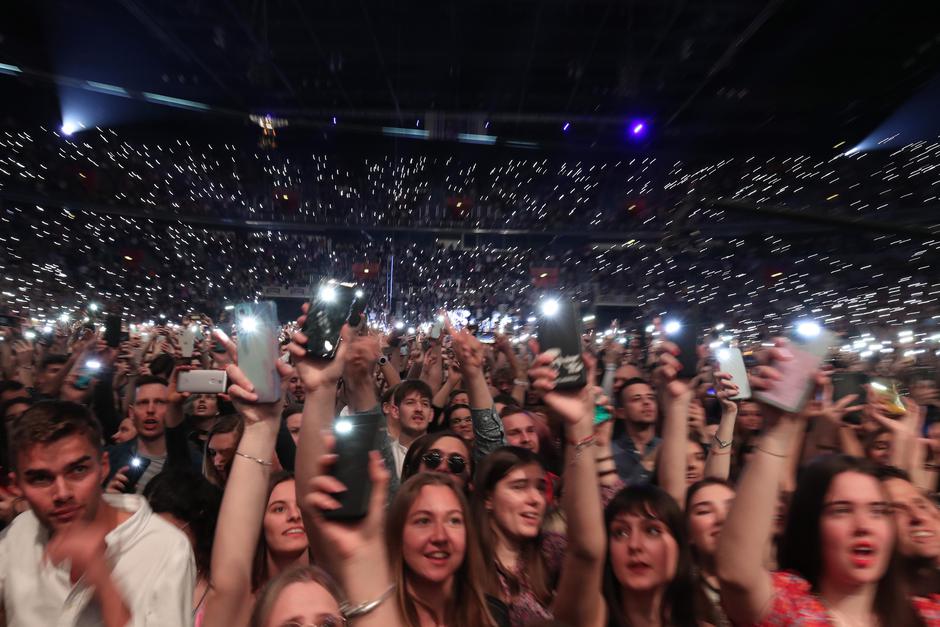 Zagreb: Koncert Parnog valjka "Valjak i prijatelji: Dovoljno je reći…Aki"