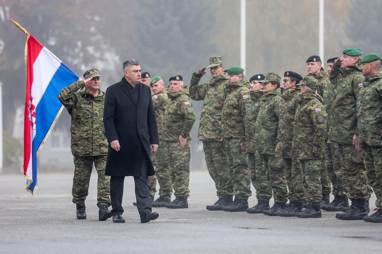 Zagreb: Ispraćaj 42. hrvatskog kontingenta u NATO-ovu operaciju potpore miru