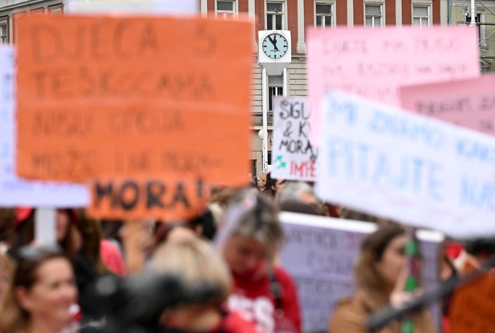 22.10.2022., Zagreb - PNa Trgu bana Josipa Jelacica odrzan je prosvjed zaposlenih u djecjim vrticima u Hrvatskoj pod nazivom "Jednakost, Ssigurnost i kvaliteta u vrticeima!". Photo: Marko Lukunic/PIXSELL