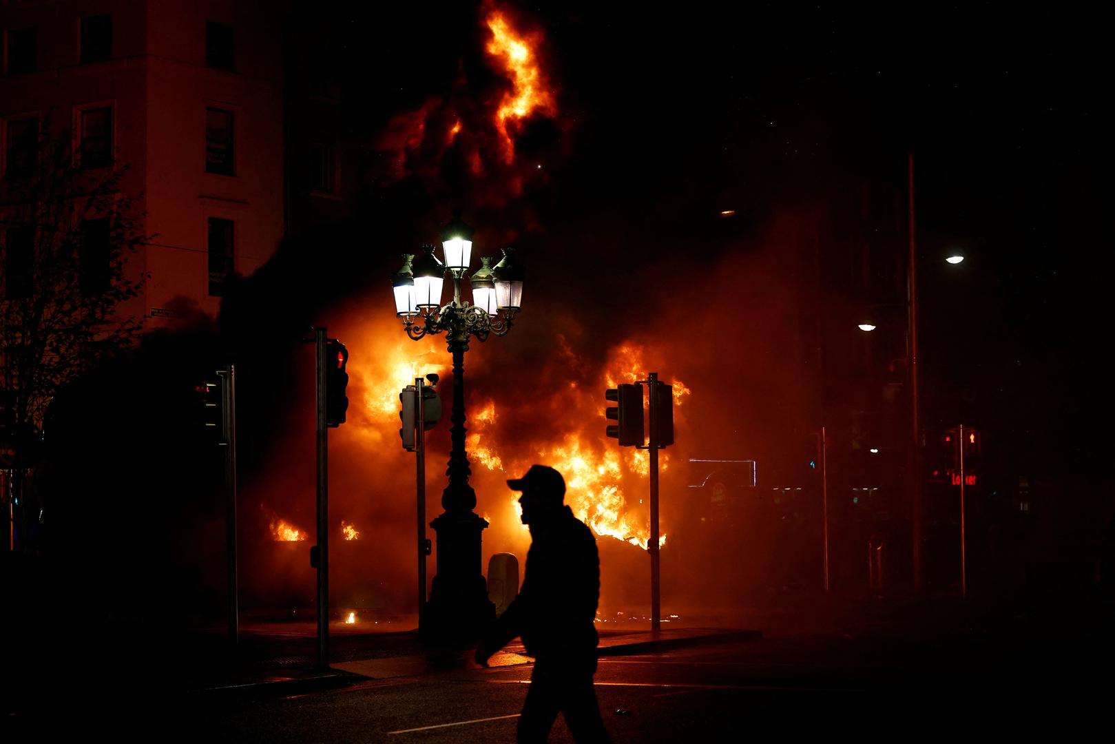 Fire burns following of a suspected stabbing that left few children injured in Dublin, Ireland, November 23, 2023. REUTERS/Clodagh Kilcoyne Photo: Clodagh Kilcoyne/REUTERS