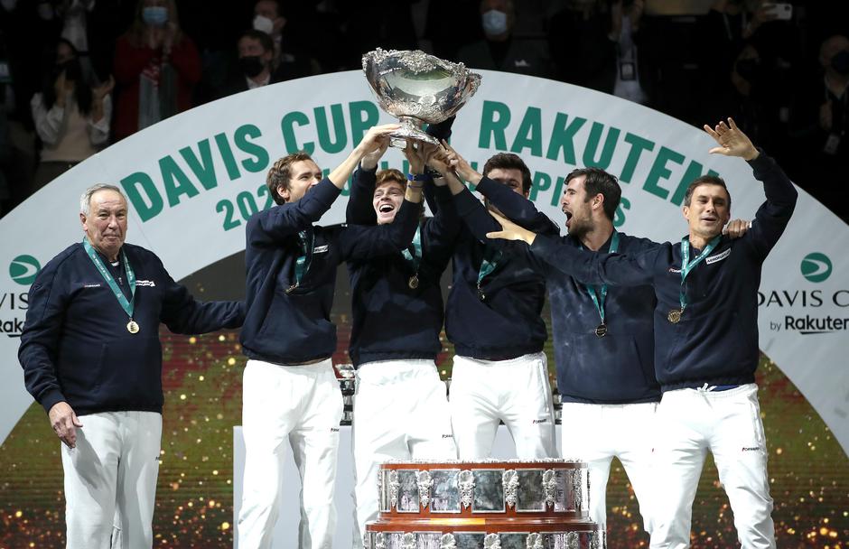 Ruska teniska reprezentacija treći put u svojoj povijesti osvojila je Davis Cup, dok je Hrvatska u svom četvrtom finalu upisala drugi poraz