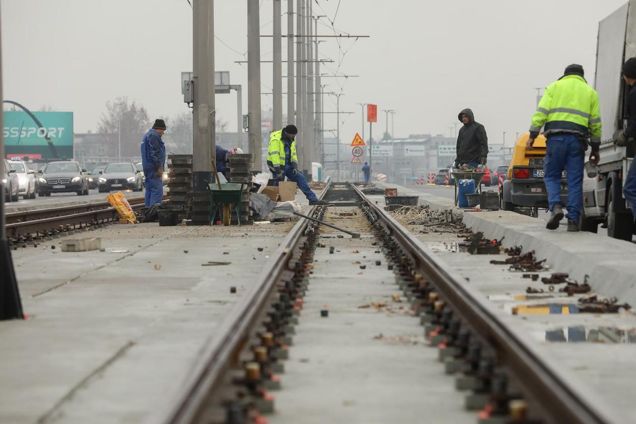 Zagreb: Radovi na rekostrukciji tramvajske pruge na Jadranskom mostu