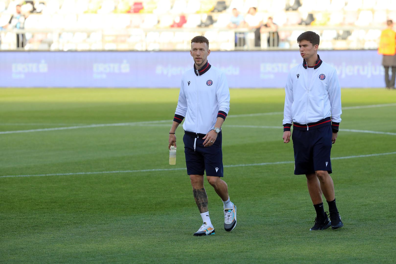 07.04.2024., Rijeka - Stadion Rujevica, Nogometasi Rijeke i Hajduka na terenu uoci utakmice. Photo: Goran Kovacic/PIXSELL