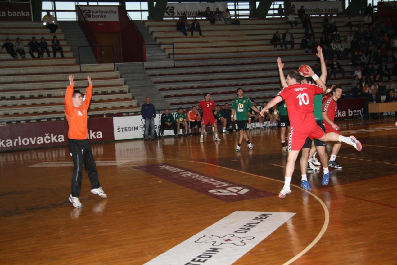 'karlovac 24. kolo premier dukat hrvatske rukometne lige,momcad karlovacke banke odigrala je utakmicu protiv momcadi cakovca,080410 photo: dominik grguric/PIXSELL'