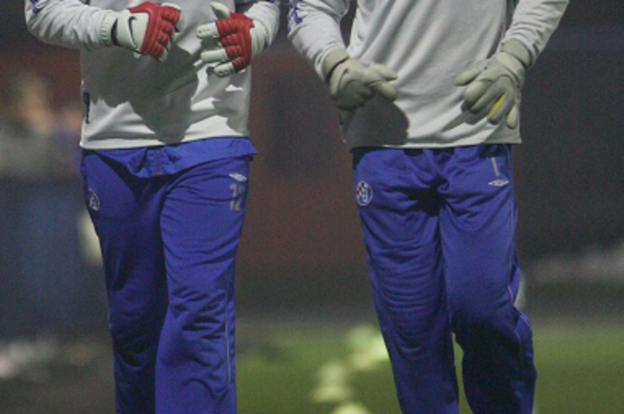 '12.01.2006., Stadion Maksimir, Zagreb - Trening NK Dinamo. Marko Sarlija, Ivan Turina.  Photo: Davor Puklavec/PIXSELL'