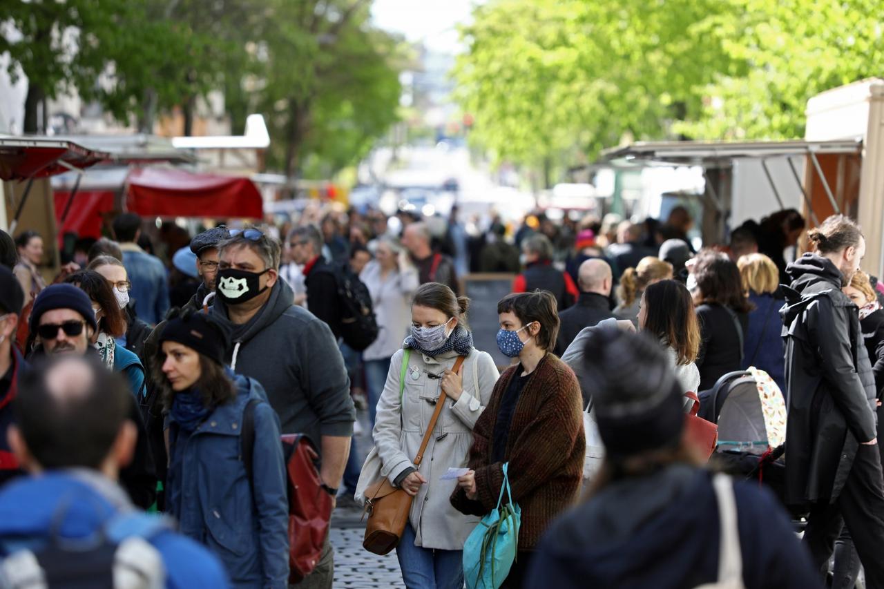 FILE PHOTO: Outbreak of the coronavirus disease (COVID-19) in Berlin