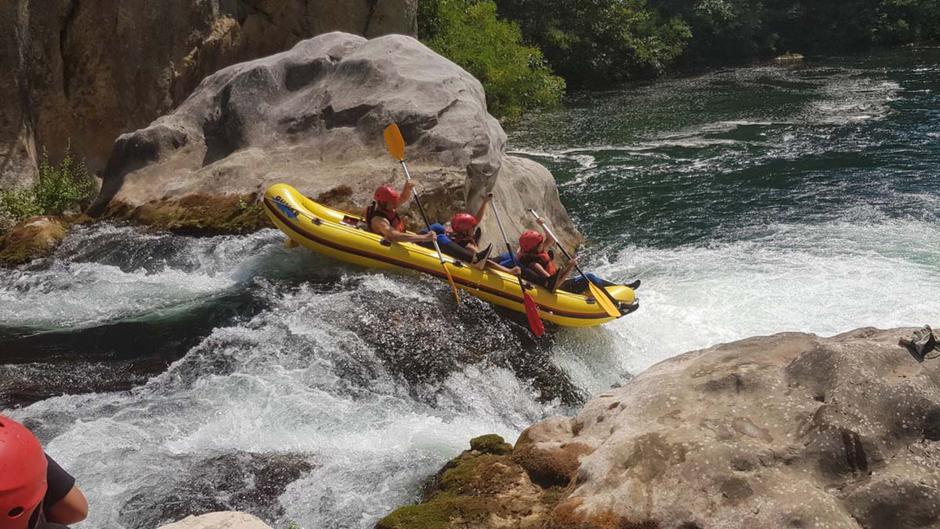 Teambuilding rafting