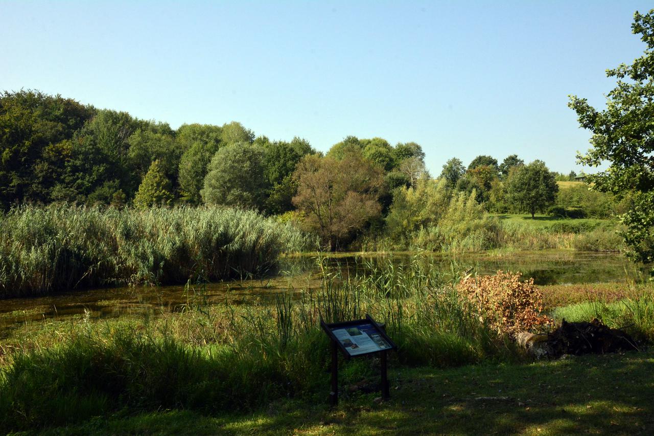 Izletište i zaštićeni prirodni krajobraz Sovsko jezero