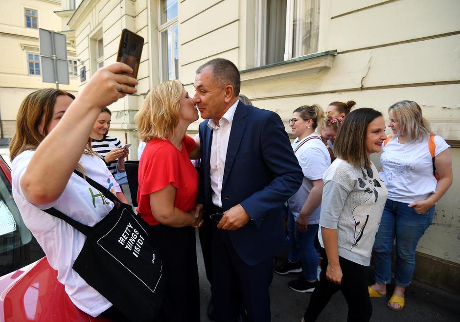 Zagreb: Ivica Lovrić, Željka Markić i udruge o odluci suda kojom se vraća mjera roditelj odgojitelj