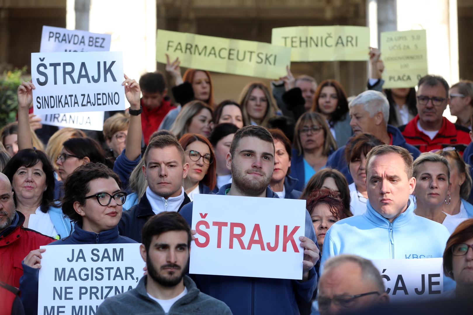 U Dubrovniku su štrajk prijavila dva zaposlenika laboratorija, no ravnatelj Mario Bekić naglašava da bolnica normalno funkcionira.