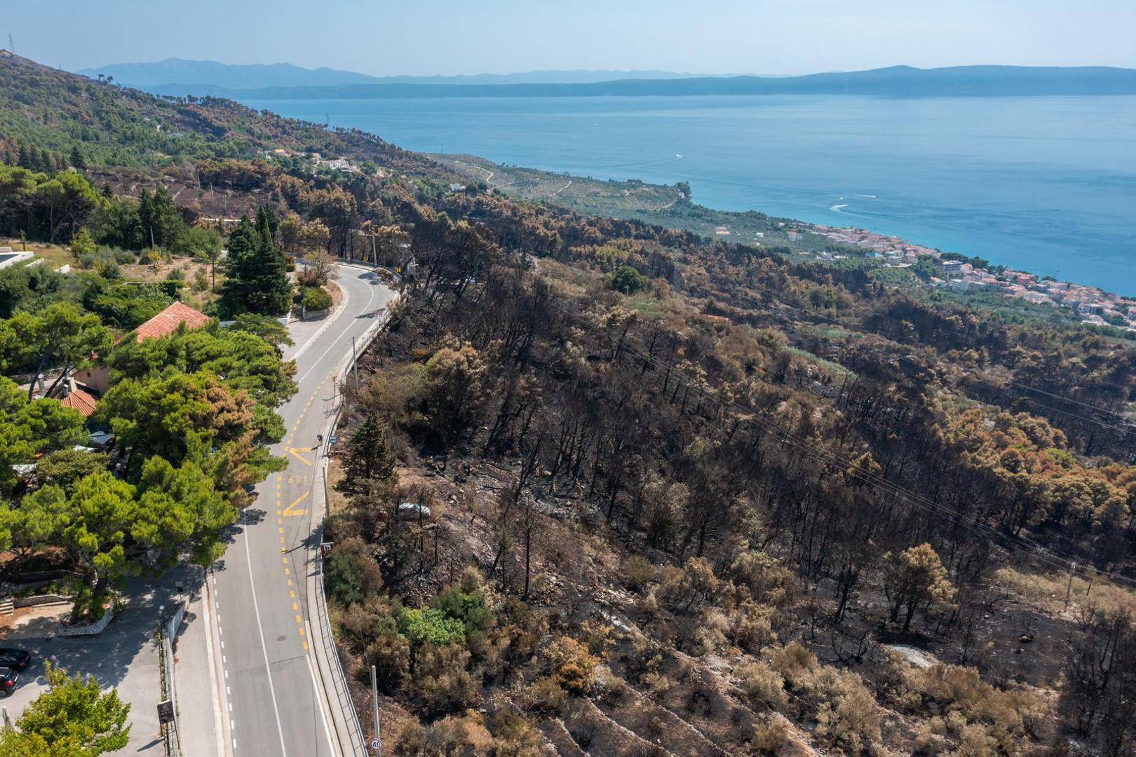 03.08.2024. Gornje Tucepi
Fotografije iz zraka opožarenog podrucja od Tucepi do Gornje Podgore i Parka prirode Biokovo. Photo: Matko Begovic/PIXSELL