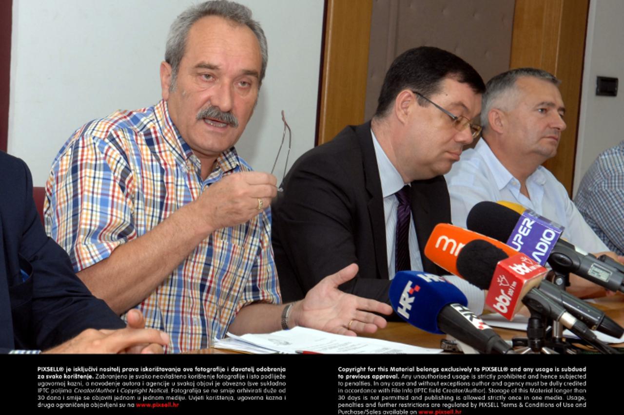 '05.07.2013., Bjelovar - Povodom odbijanja zahtjeva za predstecajnom nagodbom od strane Ministarstva financija tvrtki Elektrometal odrzana je konferencija za medije na kojoj je potvrdjeno da Elektrome