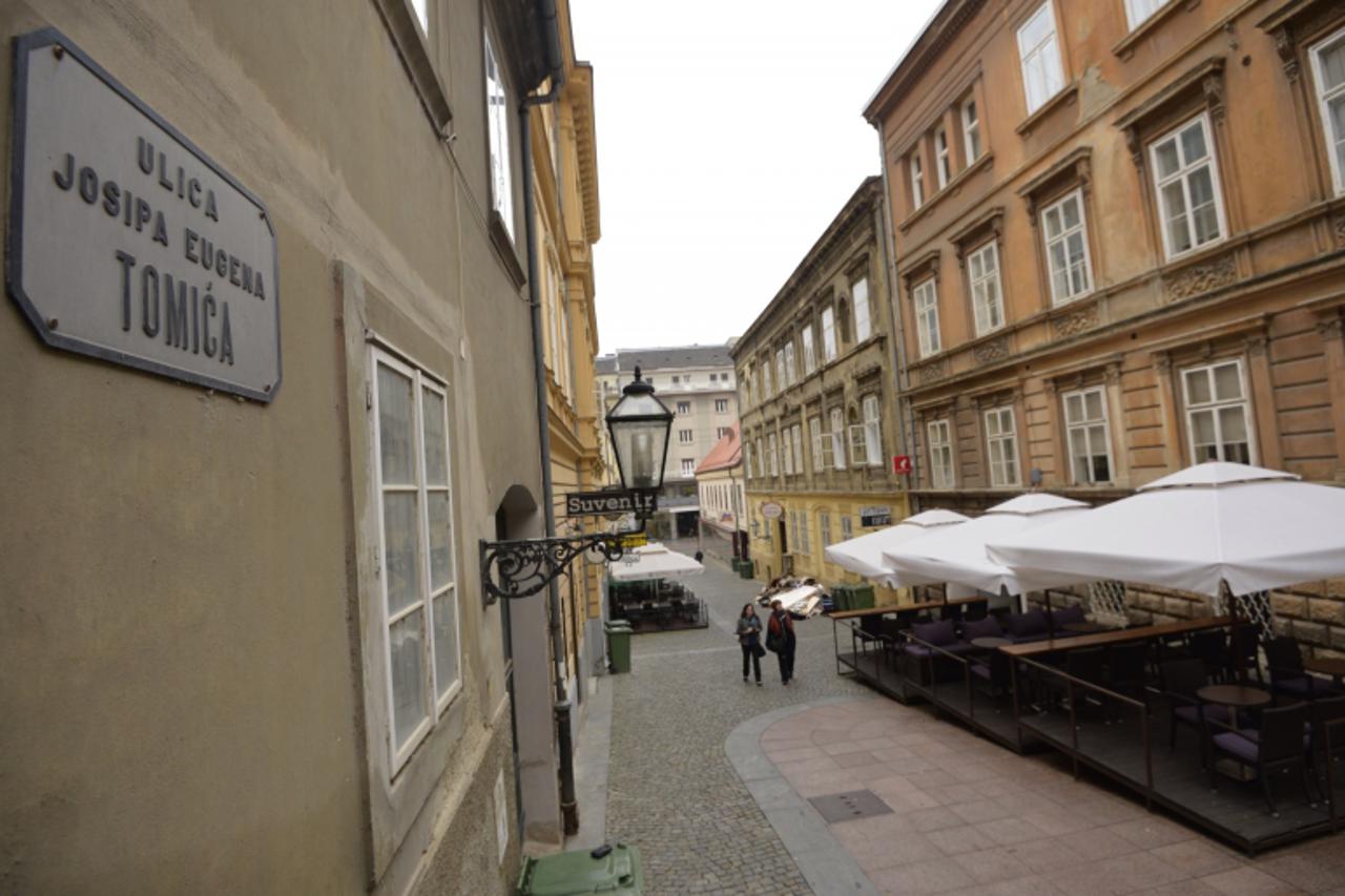 '14.10.2013., Zagreb - Tomiceva ulica opet je zivnula otvaranjem novih lokala pa se tako sada u ulici osim starih lokala poput frizerskog salona Zanetti, vinskog restorana Basement, urara te nedavno o