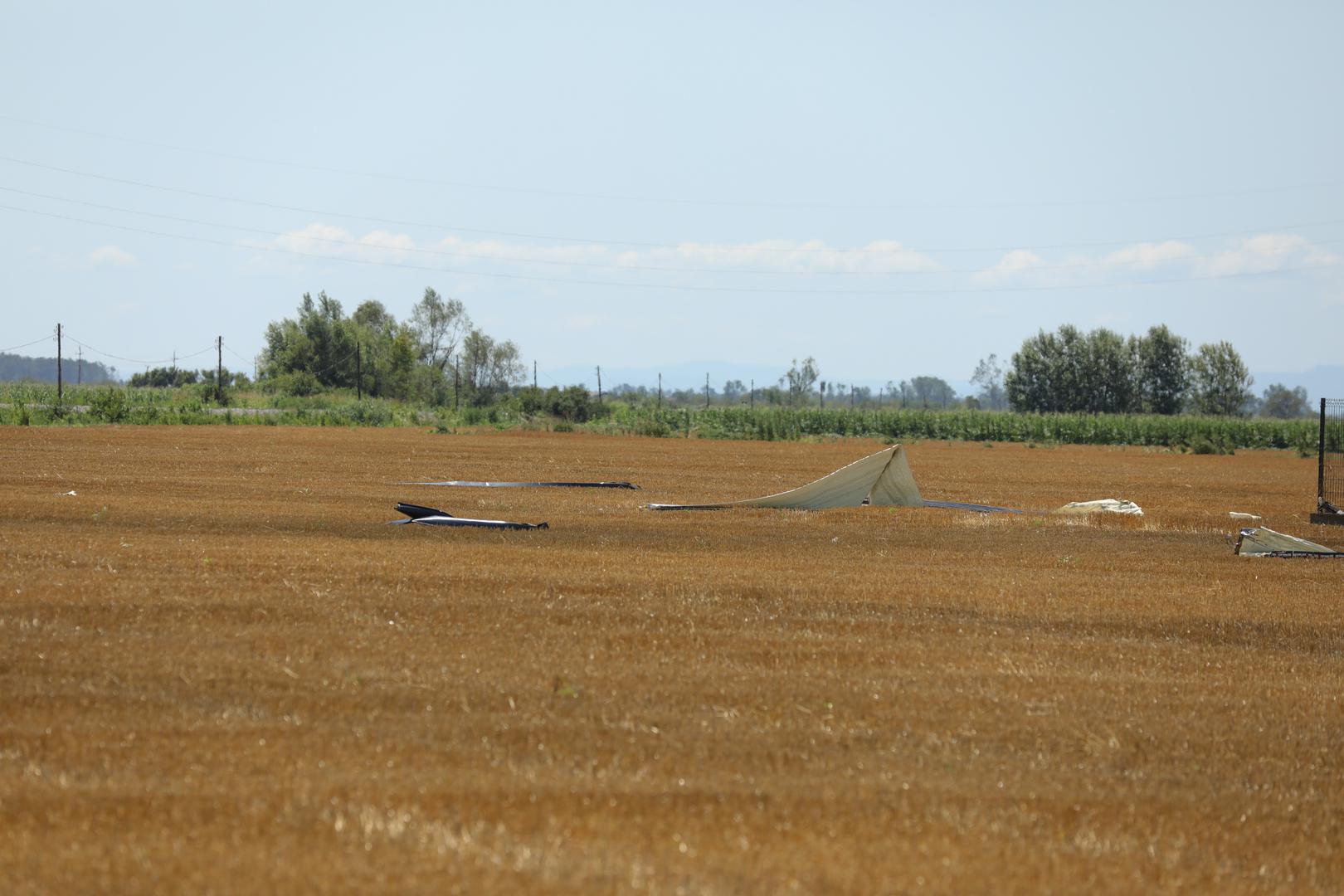 20.07.2023., Vinkovci - Gradiste, Andrijasevci i Cerna slavonska sela koja su jako strradala od posljednjeg olujnog nevremena. Stanovnici pokusavaju sanirati stetu. Photo: Dubravka Petric/PIXSELL