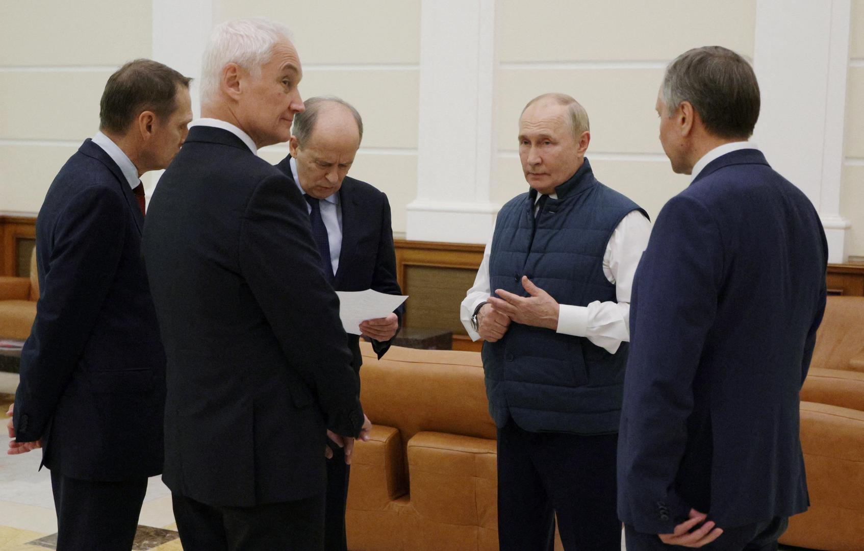 Russia's President Vladimir Putin, Director of the Federal Security Service (FSB) Alexander Bortnikov, Defence Minister Andrei Belousov and Foreign Intelligence Service (SVR) Director Sergey Naryshkin wait before a ceremony to welcome Russian nationals, who were released in a prisoner exchange between Russia and Western countries, at Vnukovo International Airport in Moscow, Russia August 1, 2024. Sputnik/Gavriil Grigorov/Pool via REUTERS ATTENTION EDITORS - THIS IMAGE WAS PROVIDED BY A THIRD PARTY. Photo: Gavriil Grigorov/REUTERS