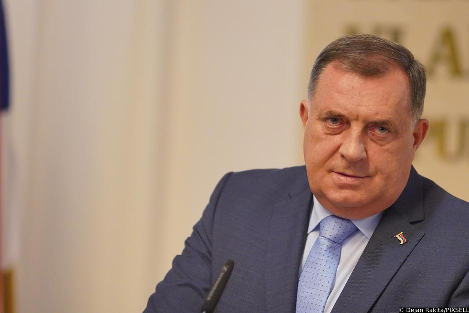 Banja Luka: Dodik poručio da neće poštovat zakon Valentina Inzka