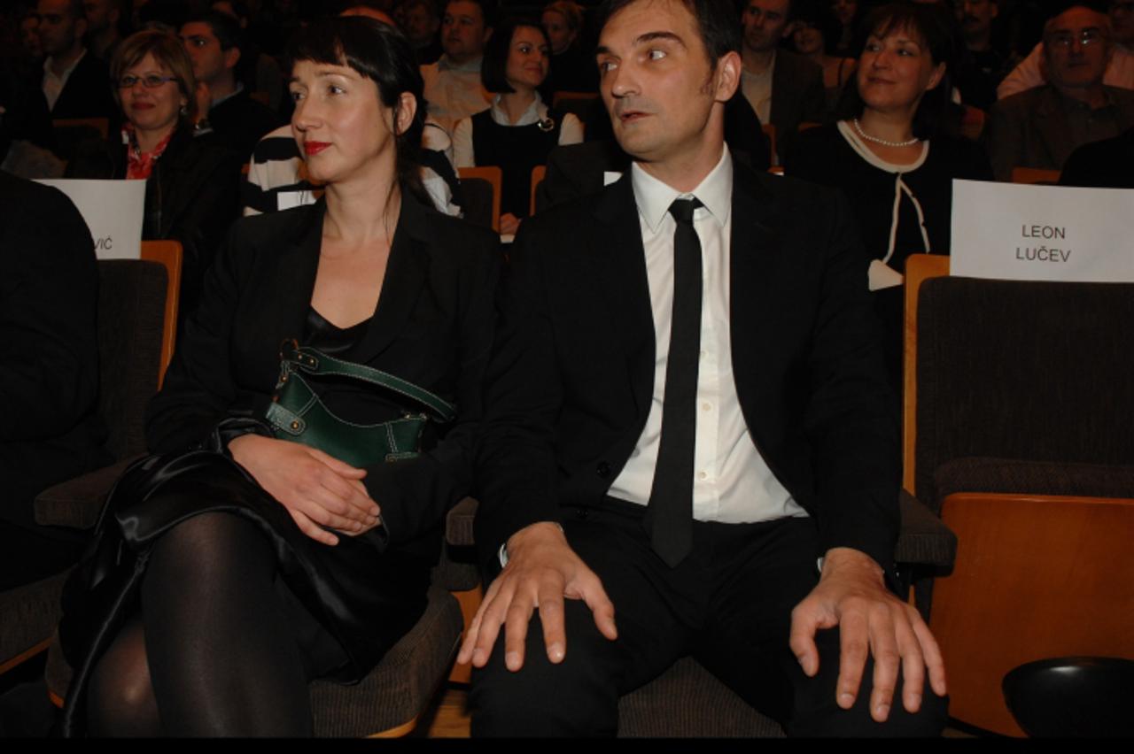 '27.02.2010., Zagreb - Domjenak nakon svecane premijere filma Na putu u Koncertnoj dvorani Vatroslava Lisinskog. Ivana i Leon Lucev.  Photo: Davor Visnjic/PIXSELL'