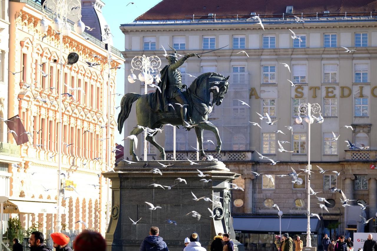 Sunčana nedjelja u centru Zagreba