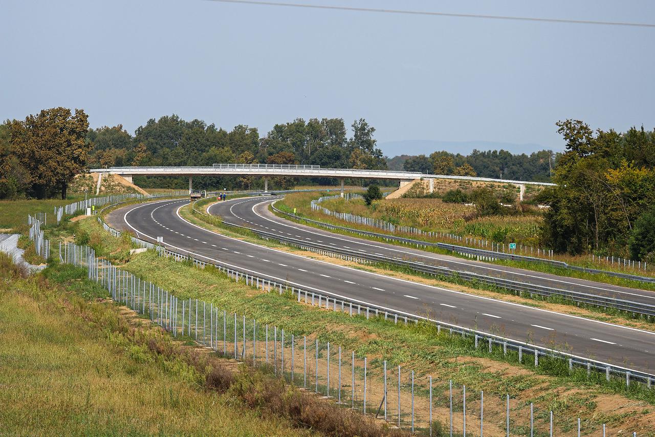 Nakon 18 godina završena je izgradnja 47 kilometara autoceste od Zagreba do Siska