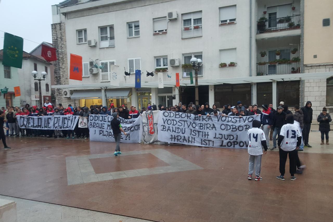 Torcida u Metkoviću