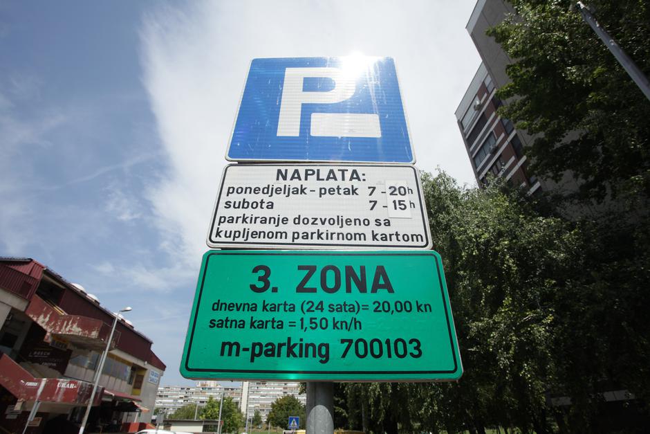 Savica parking