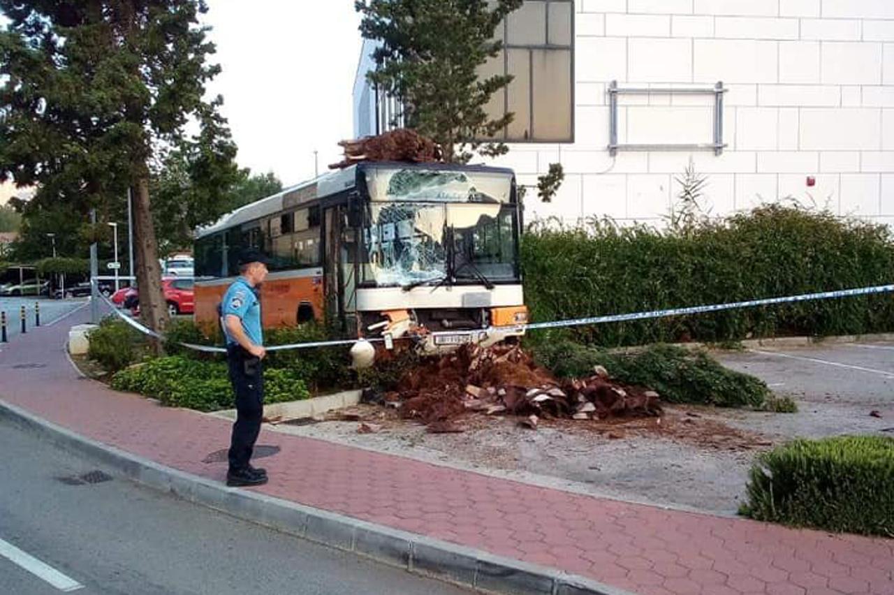 Krađa autobusa