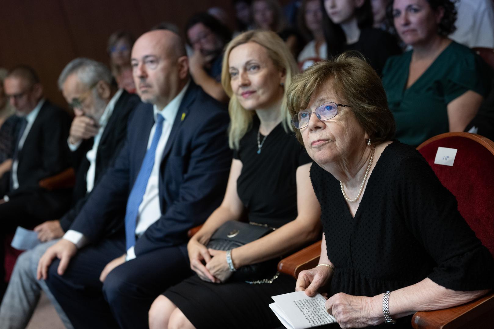 03.09.2024., Zagreb - U Zidovskoj opcini Zagreb odrzana je ceremonija predaje odlikovanja i titule Pravednika medju narodima koju dodjeljuje Jad Vasem - Svjetski centar za sjecanje na Holokaust, pokojnom Ljudevitu Vrancicu koji je spasio Theodoru Basch Klayman tijekom Holokausta, a kasnije ju je usvojio kao vlastitu kcer. Odlikovanje je preuzela Theodora Basch Klayman. Ognjen Kraus, Gary Koren, Marijana Petir, Theodora Basch Klayman.
 Photo: Davor Puklavec/PIXSELL