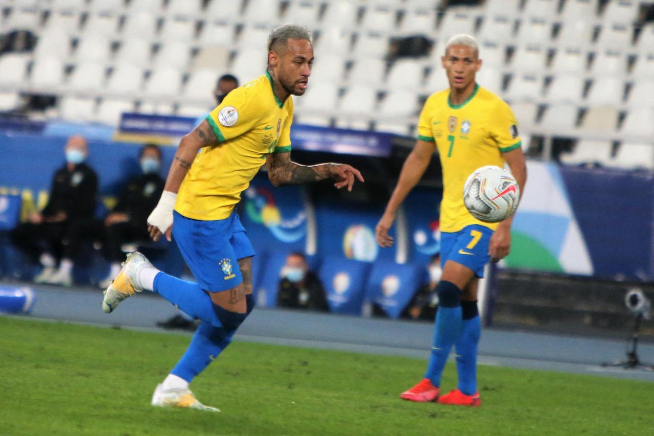 Copa America - Brazil v Peru