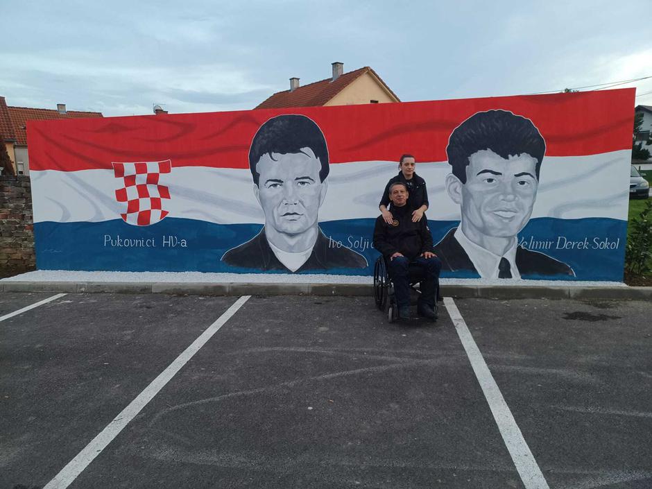 Mural vukovarskim herojima Šoljiću i Đereku na Mitnici