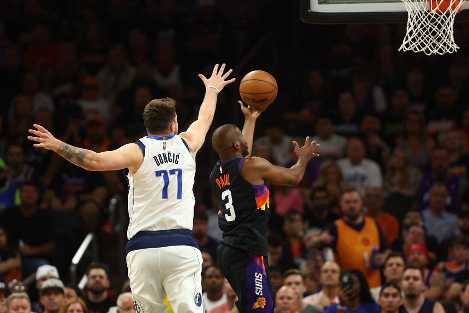 NBA: Playoffs-Dallas Mavericks at Phoenix Suns