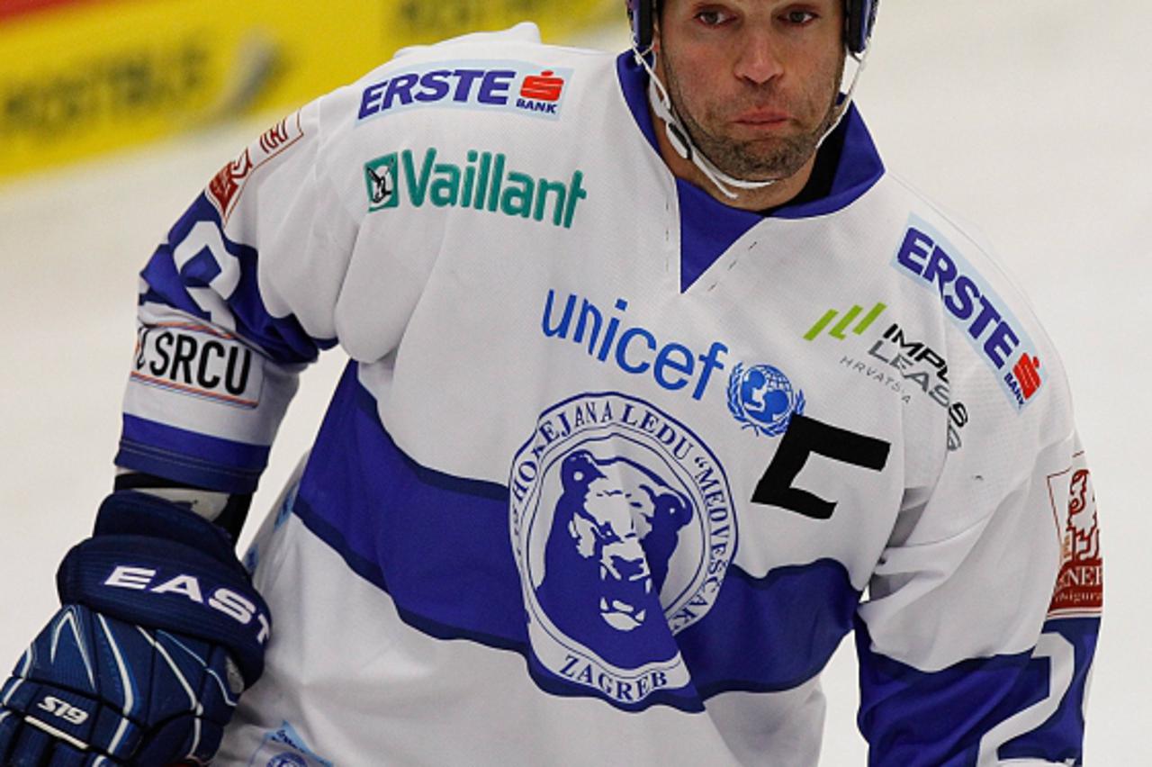 '17.10.2010, Stadthalle Villach, AUT, EBEL, VSV vs Medvescak Zagreb, im Bild Joel Prpic (Zagreb),  Foto: nph /  Partner'