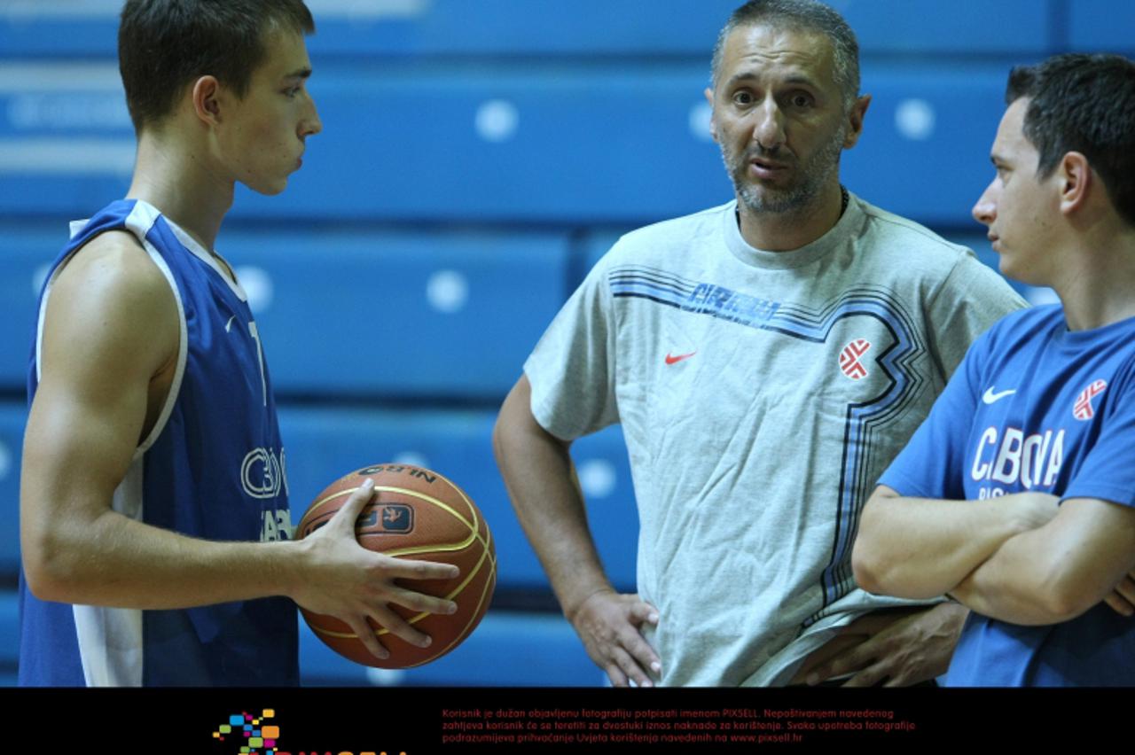 '16.08.2010., Savska 30, Zagreb - Kosarkaski centar Drazen Petrovic. Prvi trening i okupljanje igraca Cibone. Zdravko Radulovic Photo: Sanjin Strukic/PIXSELL'