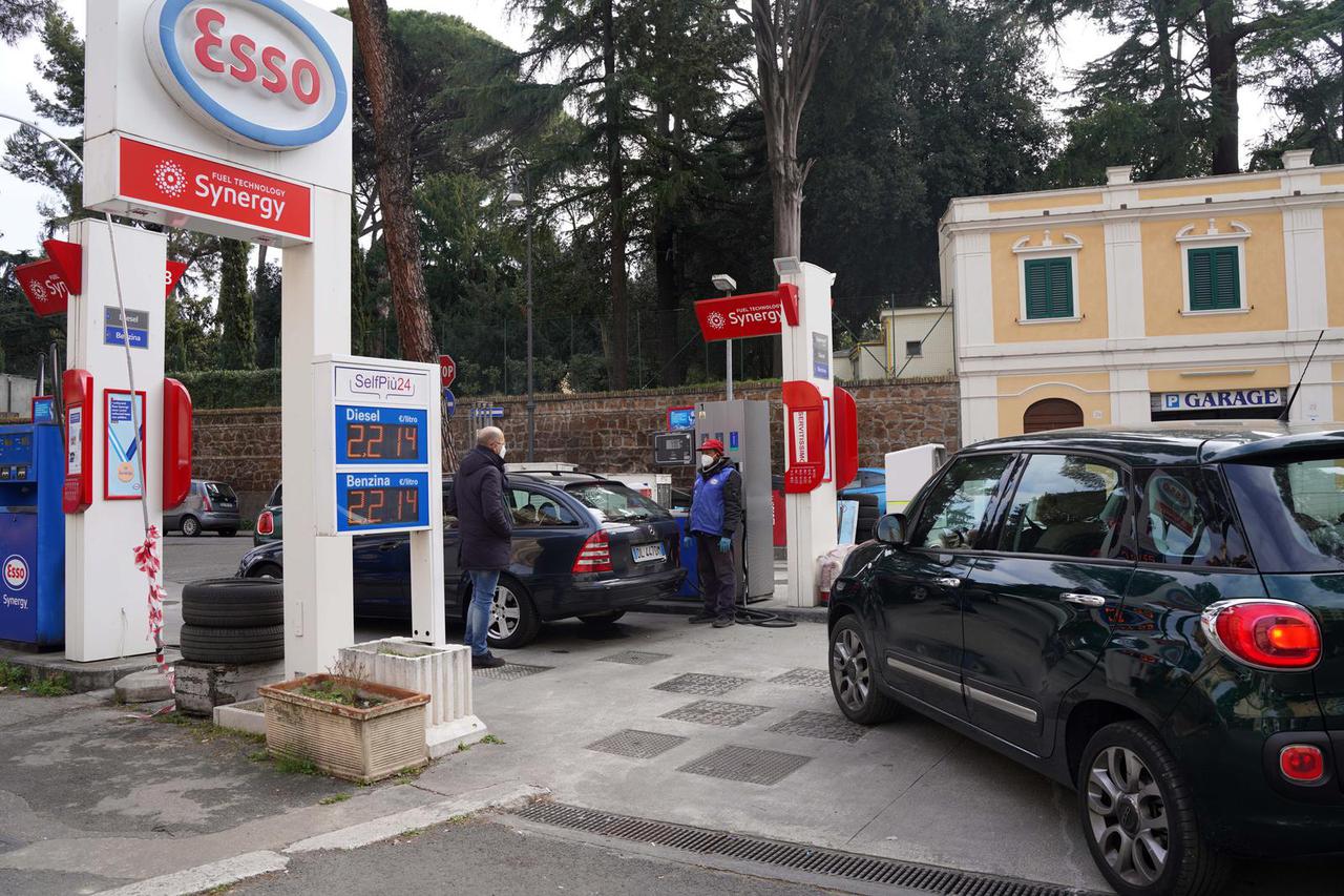 ITALY-ROME-FUEL-PRICE INCREASE