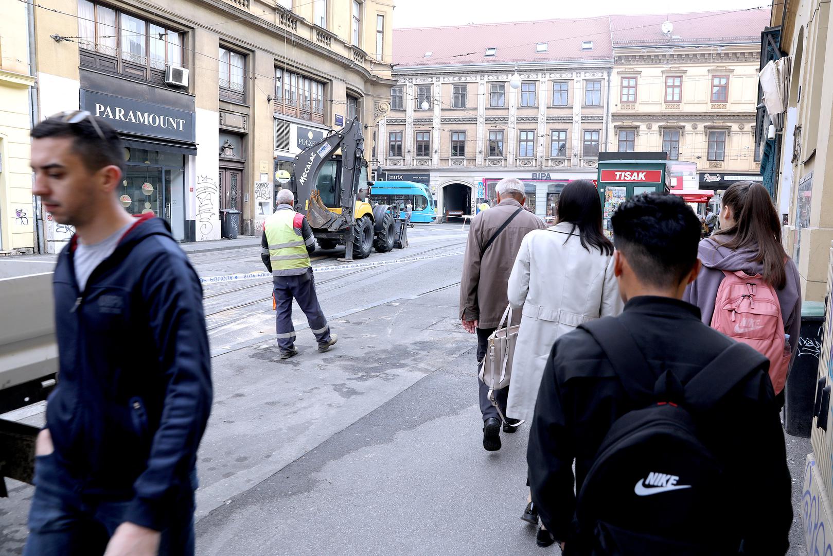 01.06.2022., Zagreb - U Frakopanskoj ulici u ceka se pocetak sanacije posljedica pozara koji je sinoc izbio na plinskim instalacijma. 
 Photo: Patrik Macek/PIXSELL