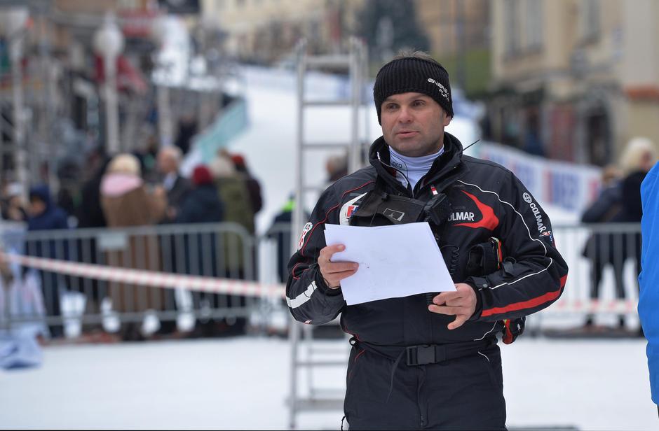 Zagreb: Vedran Pavlek u pregledu staze na Trgu bana Josipa Jela?i?a