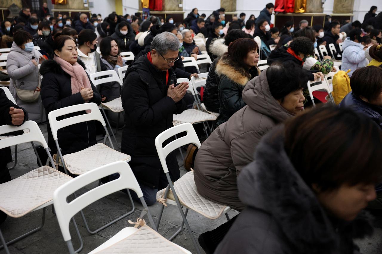 Christmas Eve mass at Catholic church in Beijing