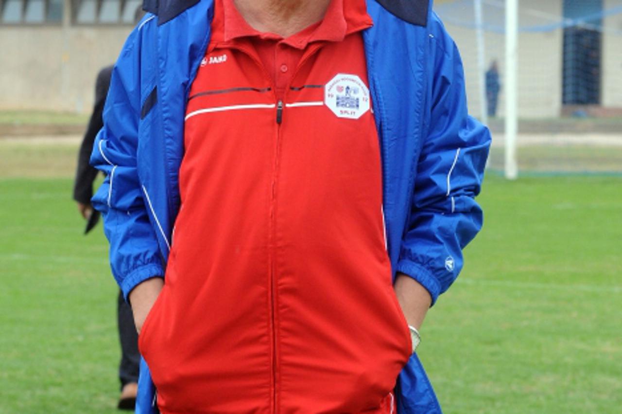 '16.10.2010., Sibenik - Utakmica 11. kola 1. HNL izmedju HNK Sibenik i RNK Split. Ivan Katalinic, trener RNK Split.  Photo: Hrvoje Jelavic/PIXSELL'