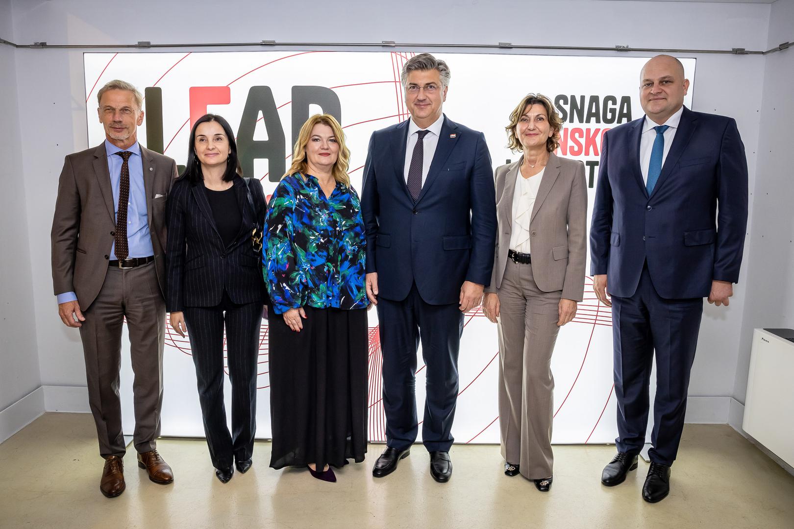 Boris Vujčić, Marija Vučković, Jasminka Horvat Martinović, Andrej Plenković, Martina Dalić i Ante Šušnjara