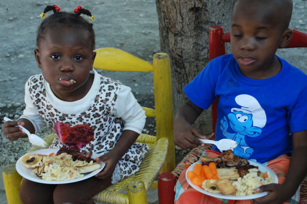 policajci na haitiju  (1)