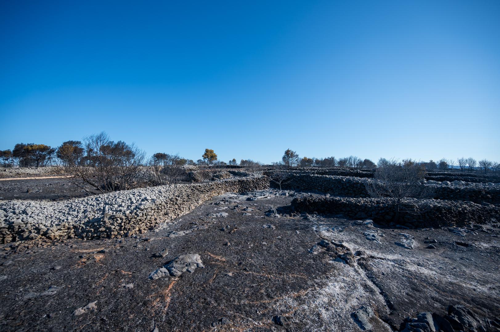 28.07.2023., Posljedice požara na otoku Čiovu.  Photo: Josko Herceg/PIXSELL