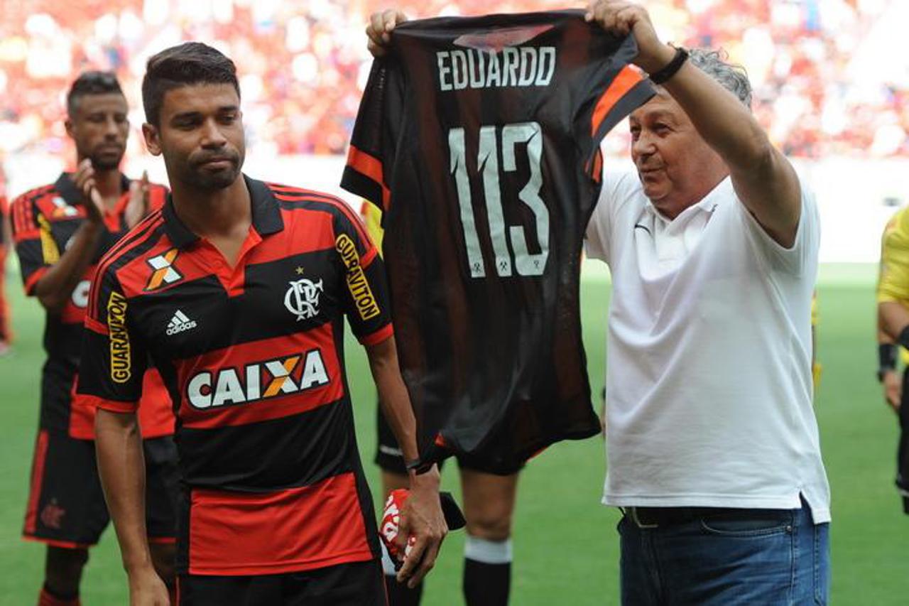 Eduardo, Srna