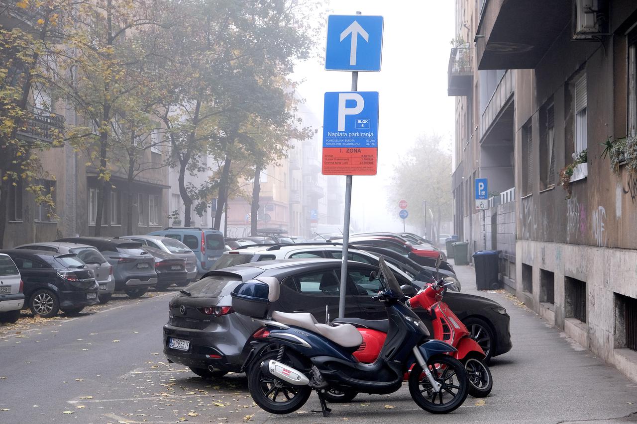 Zagreb: Od sutra se parkiranje u crvenoj zoni plaća do ponoći, uz nedjelje naplata i blagdanima