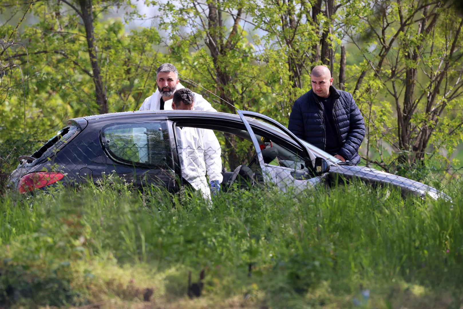 05.05.2023., Dubona, Srbija - Policijski ocevidu selu Dubona kod Mladenovca gdje je sinoc doslo do pucnjave u kojoj je ubijeno osmero ljudi, a ranjeno ih je najmanje 15. Policija je pokrenula akciju "Vihor" i na teren poslala sve raspolozive snage. Photo: Armin Durgut/PIXSELL